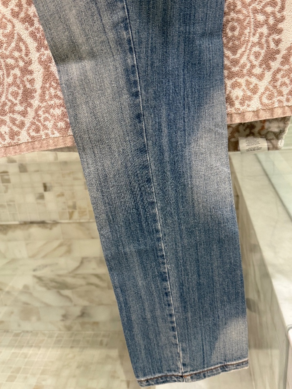 C&V Chelsea & Violet Light Wash Distressed Straight Leg Jeans